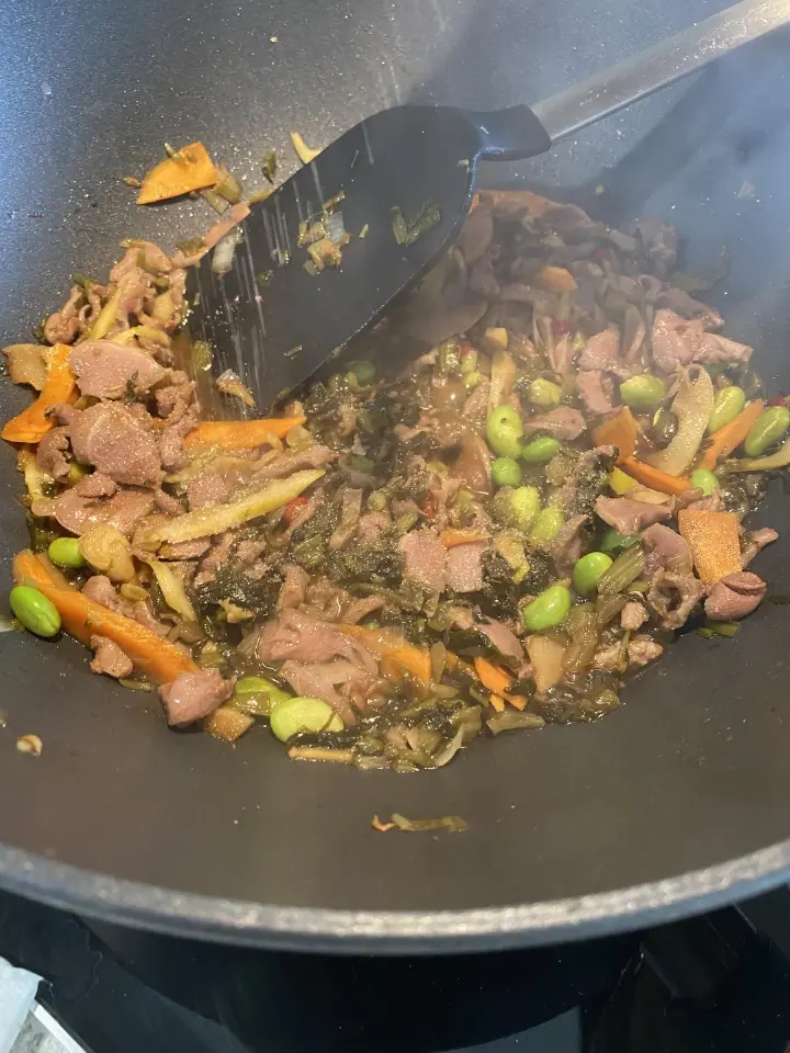 雪菜毛豆炒鸡杂 第 11 步
