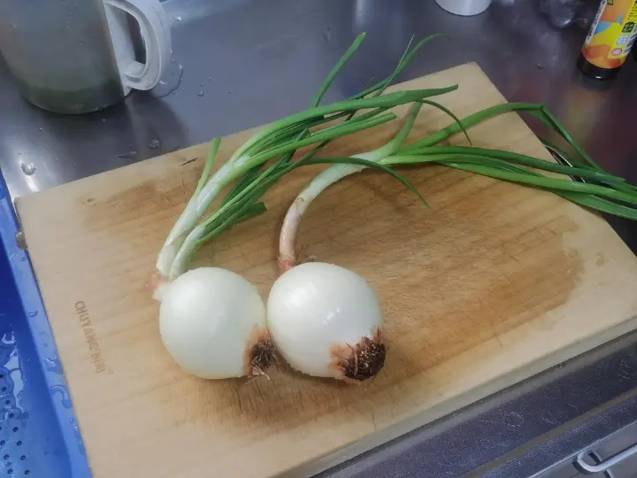 孜然洋葱炒羊肉 第 6 步