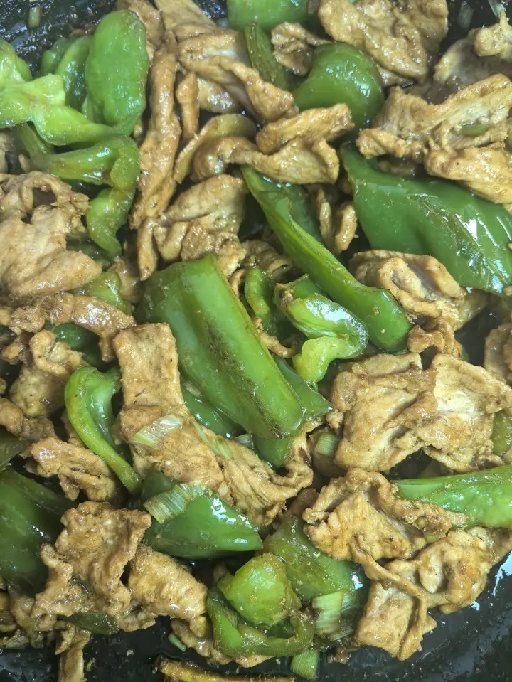 麻椒炒肉 第 12 步