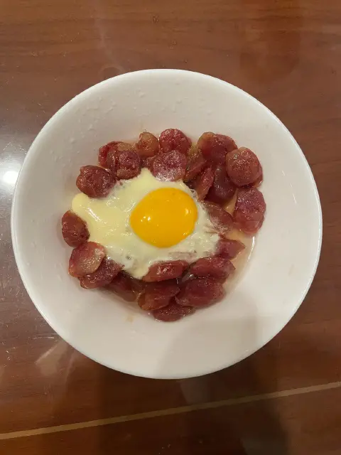 香肠蒸蛋