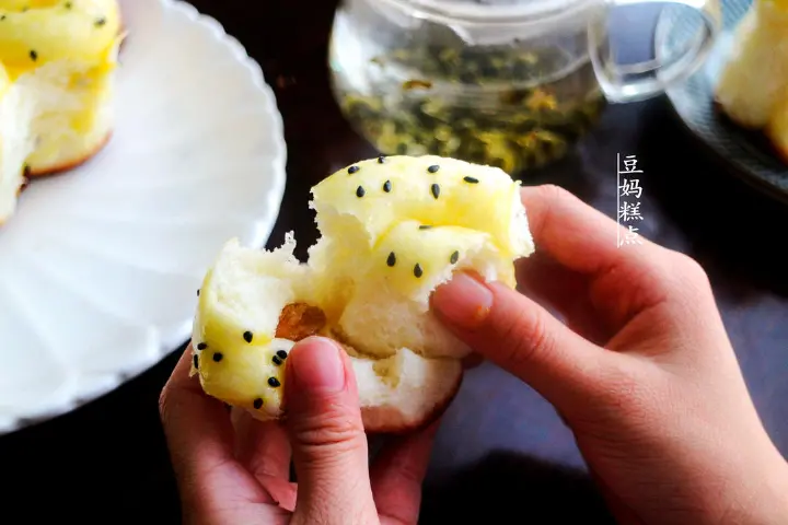 电饭煲葡萄干小面包 第 17 步