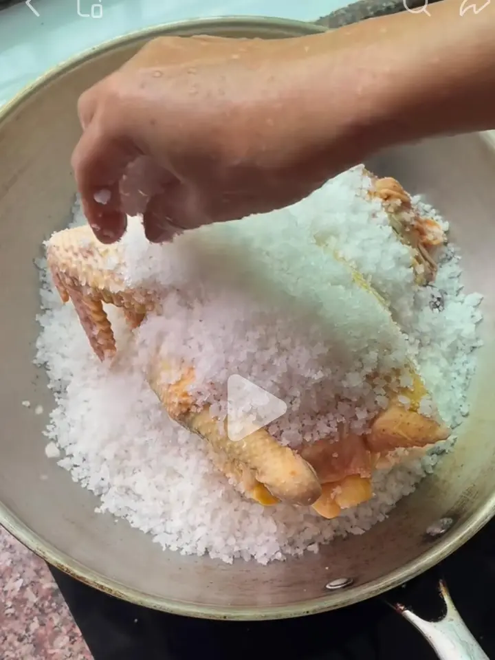 古法盐焗鸡 第 4 步