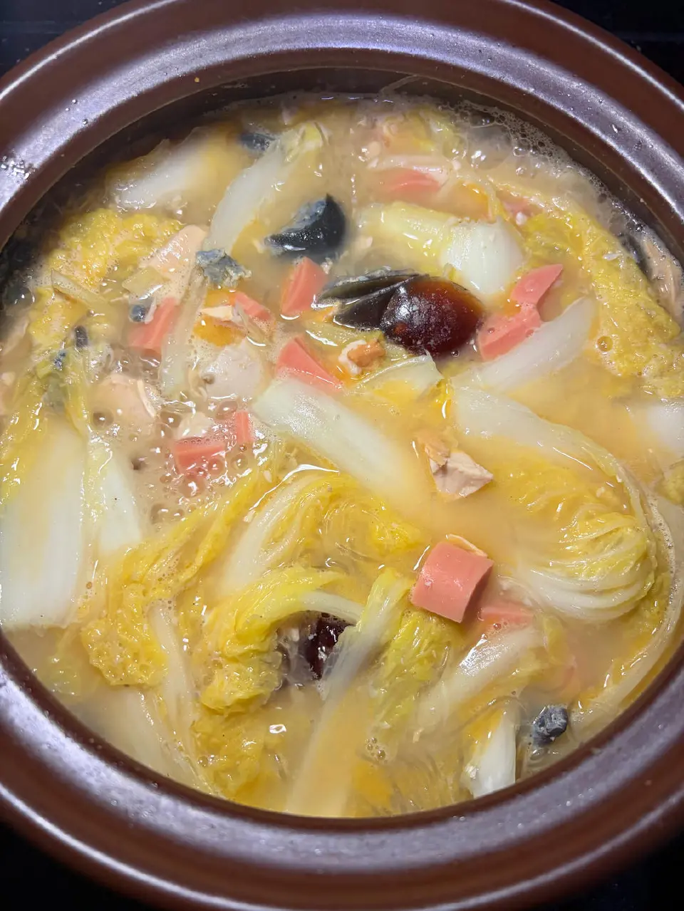 皮蛋咸蛋白菜粉丝汤成品图