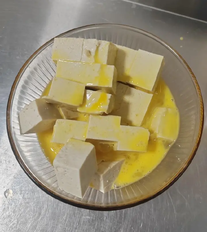 茄汁鸡蛋豆腐 第 2 步