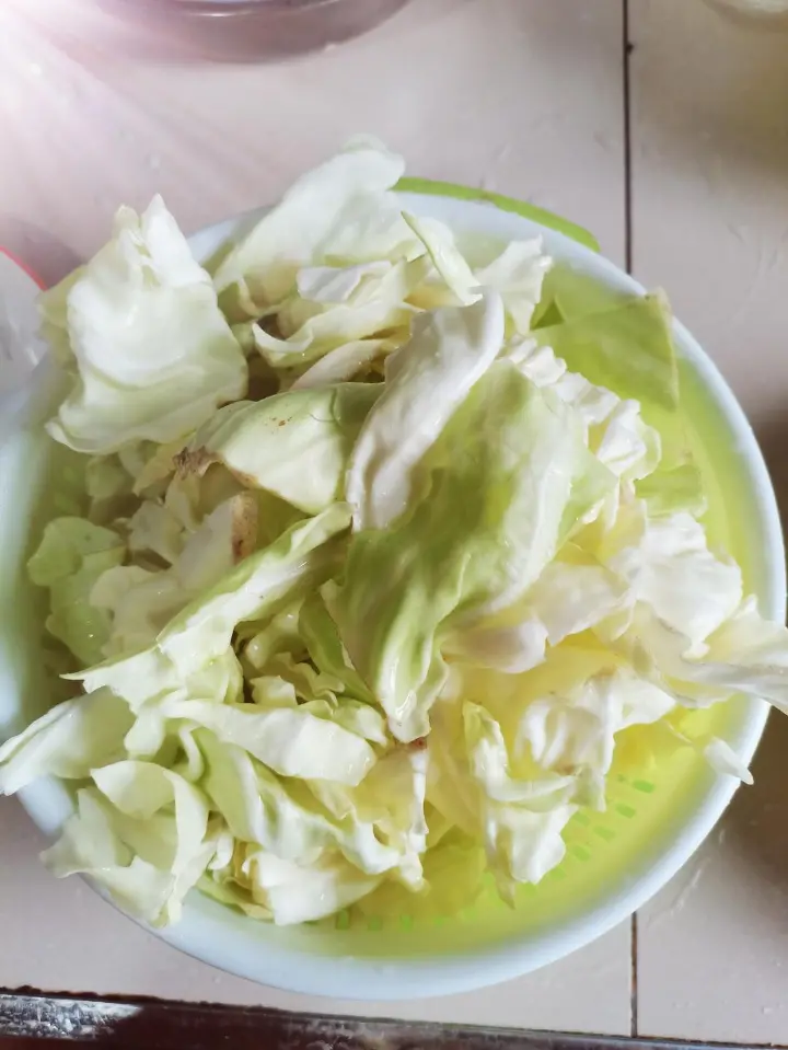手撕包菜 第 1 步