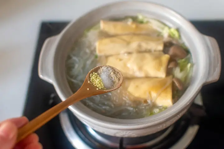 砂锅白菜粉丝百叶包 第 8 步