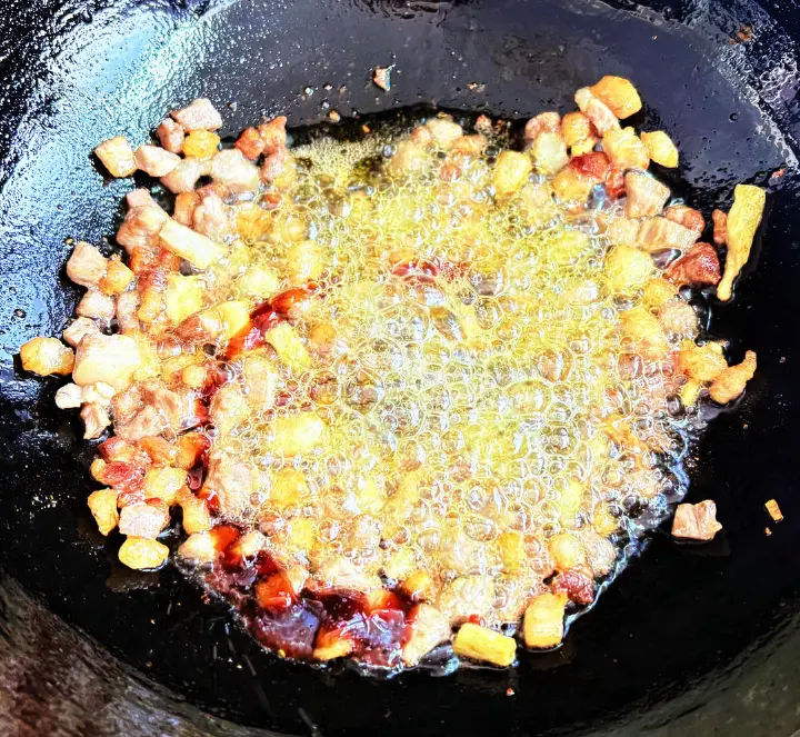肉沫酸包菜炒笋丁 第 3 步