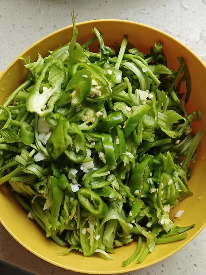豆豉炒空心菜 第 1 步