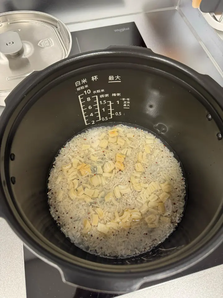 三文鱼焖饭 第 3 步