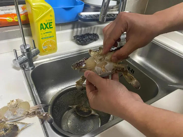 咸蛋黄梭子蟹 第 3 步