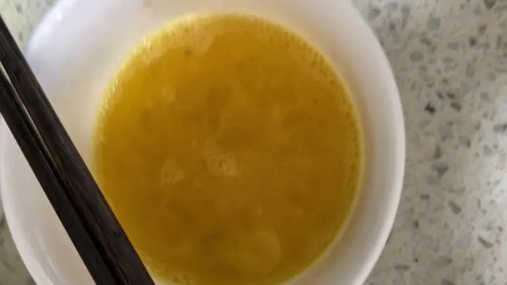 丝瓜茶馓蛋皮汤 第 3 步