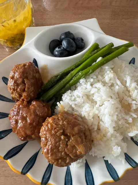 藕丁狮子头