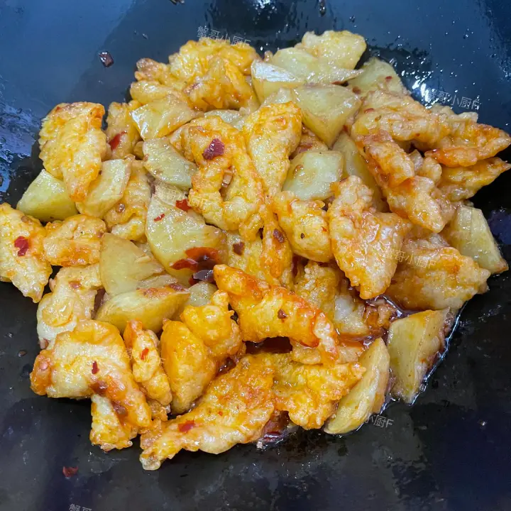 干锅土豆鱼片 第 9 步