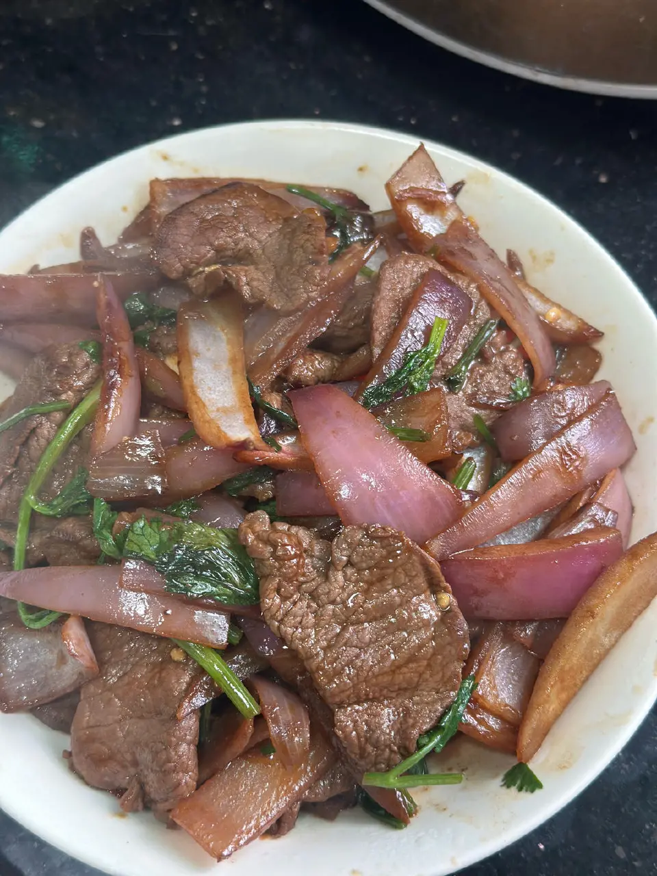 洋葱炒牛肉成品图