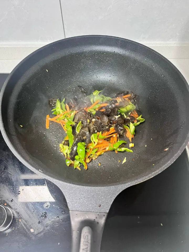 鱼香肉丝 第 7 步