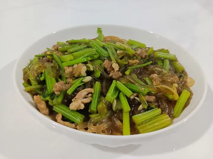 白玉菇炒鸡蛋 第 26 步