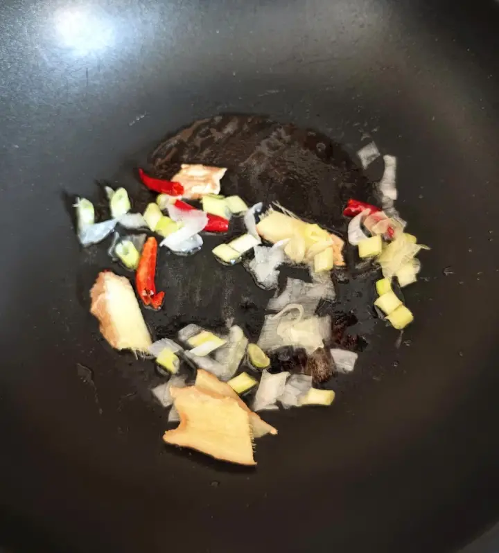 鳕鱼炖豆腐 第 3 步