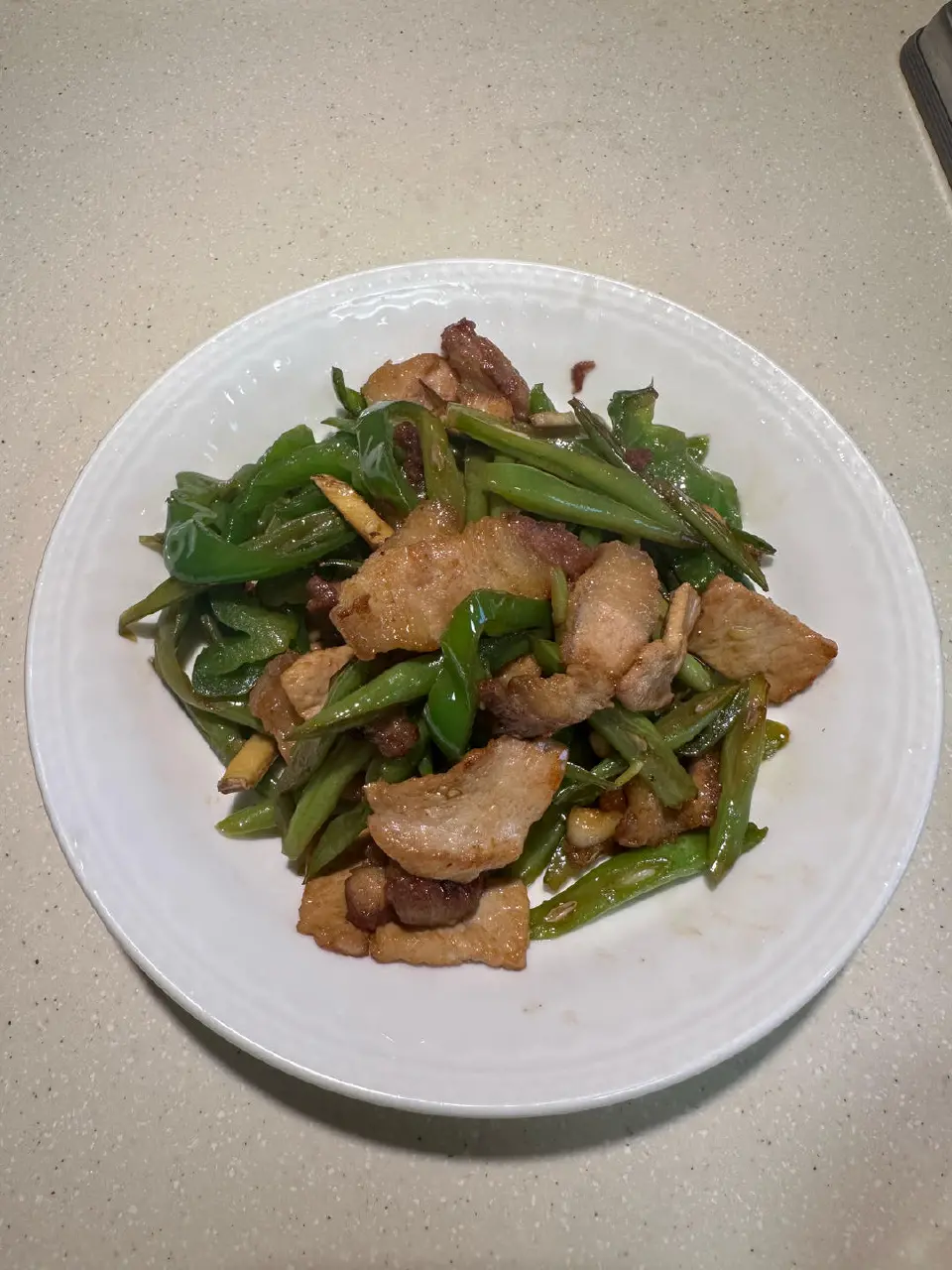 四季豆炒肉成品图
