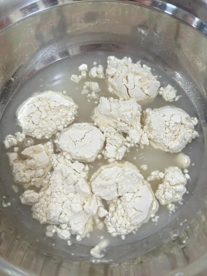 免揉意式薄底披萨 第 2 步