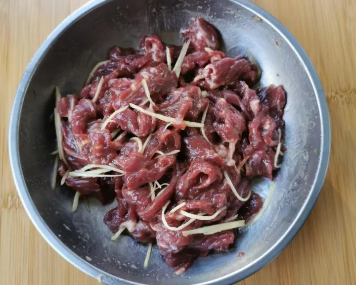 虫草花蒸牛肉 第 6 步