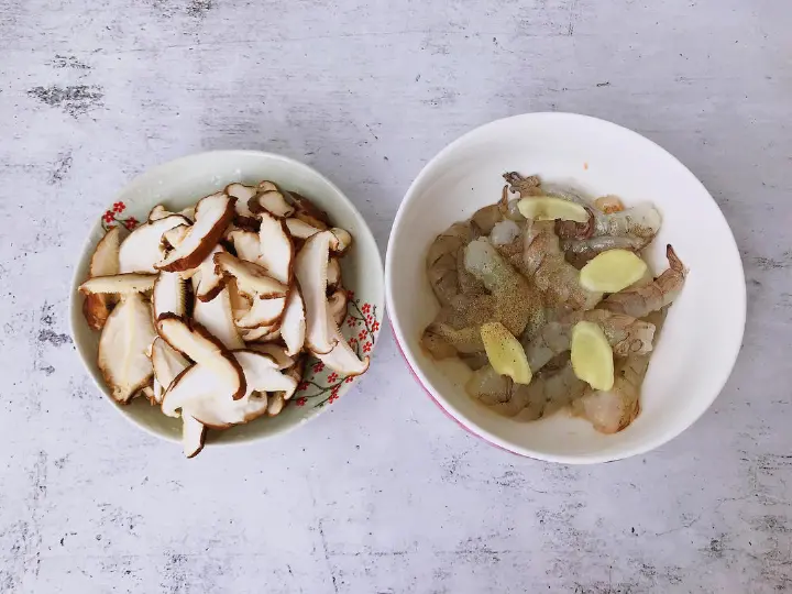时蔬海鲜粥 第 2 步