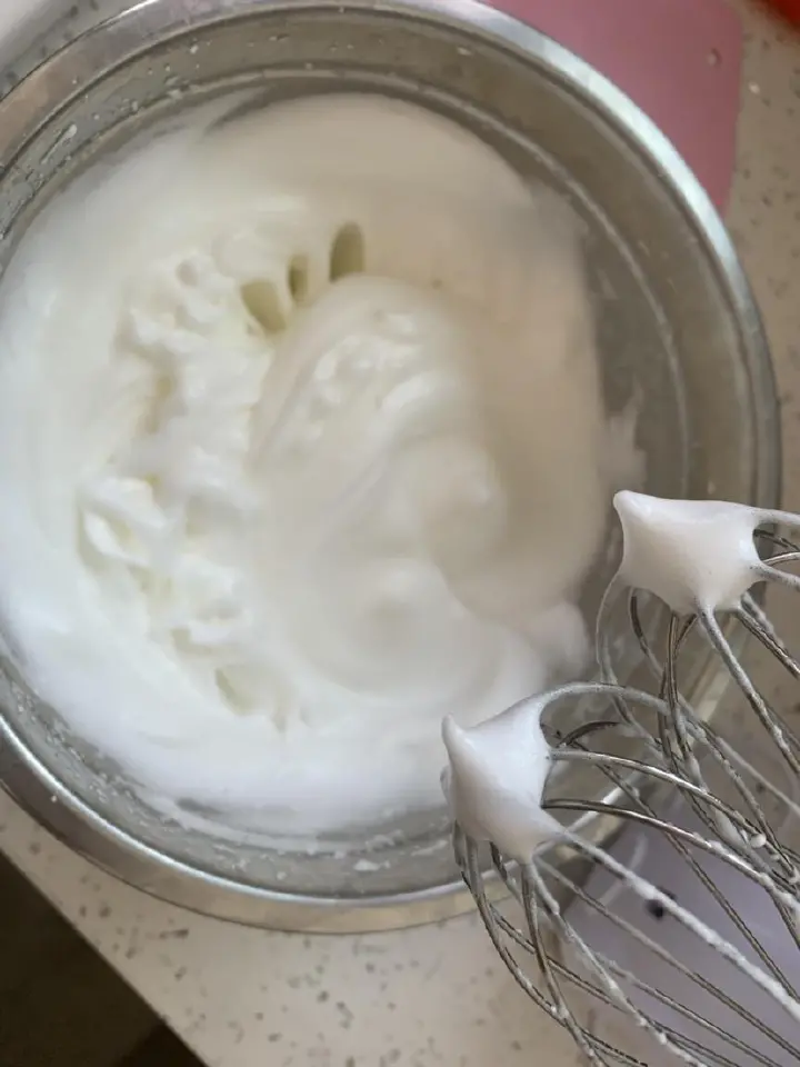 椰蓉纸杯蛋糕 第 7 步