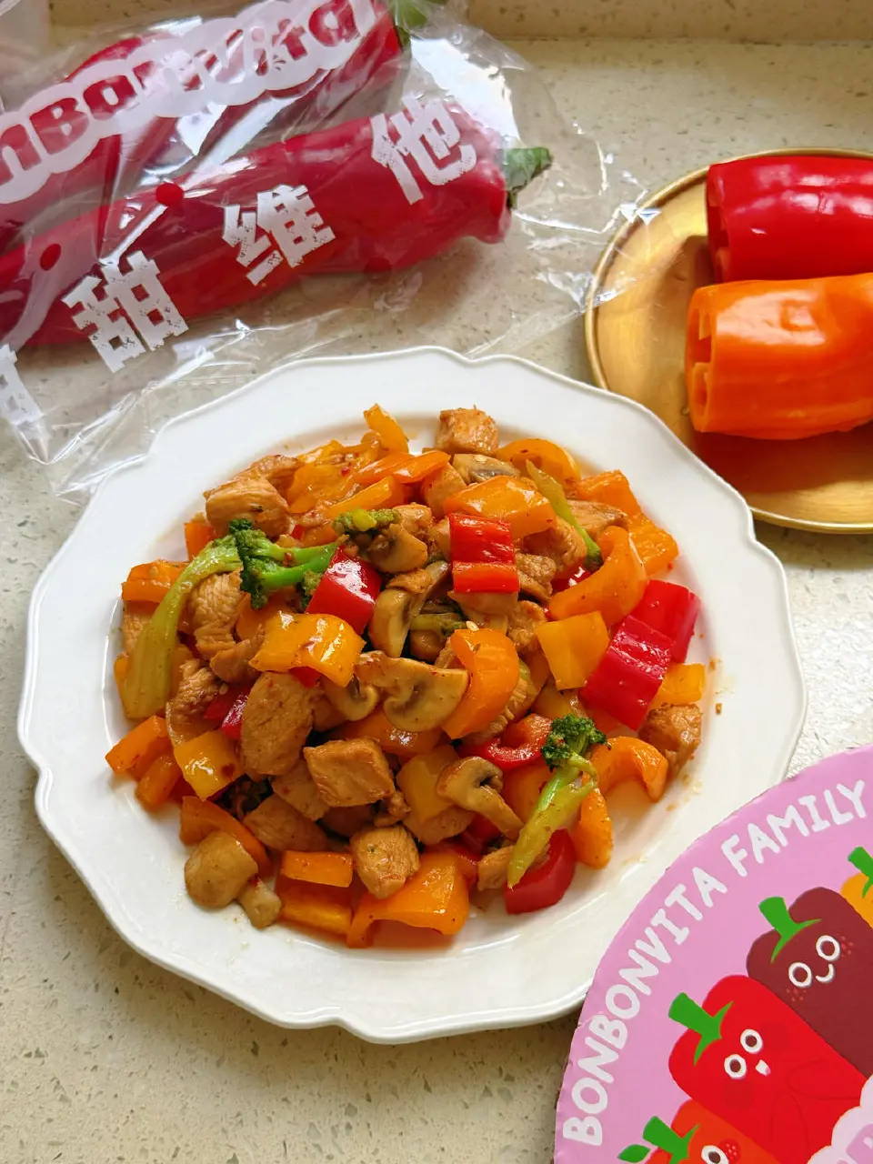 彩椒鸡丁成品图