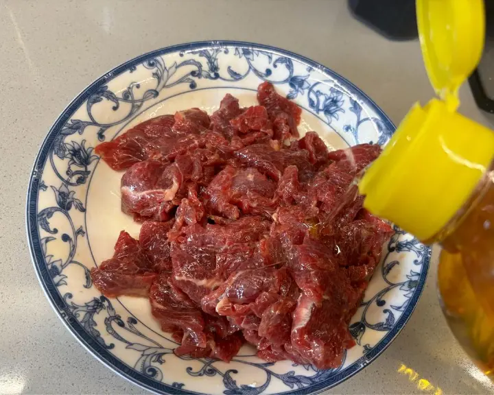 番茄腐竹牛肉煲 第 5 步