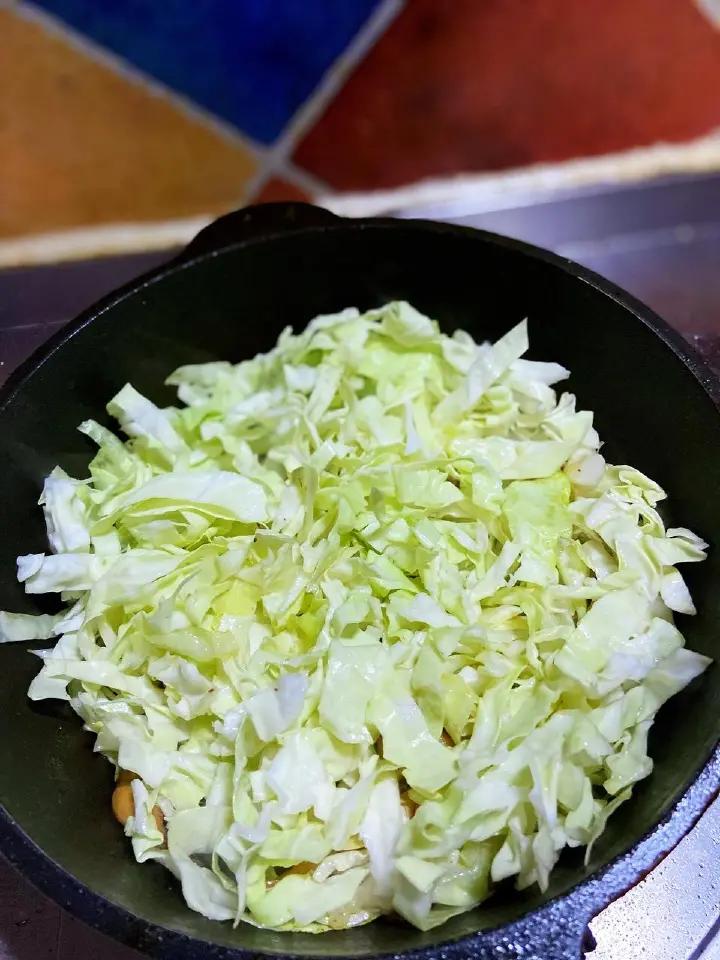 爆炒卷心菜 第 6 步