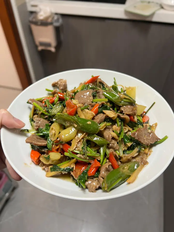 辣椒香菜炒牛肉 第 7 步