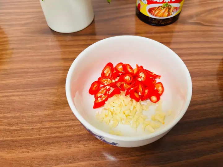 油泼辣子鸡 第 6 步