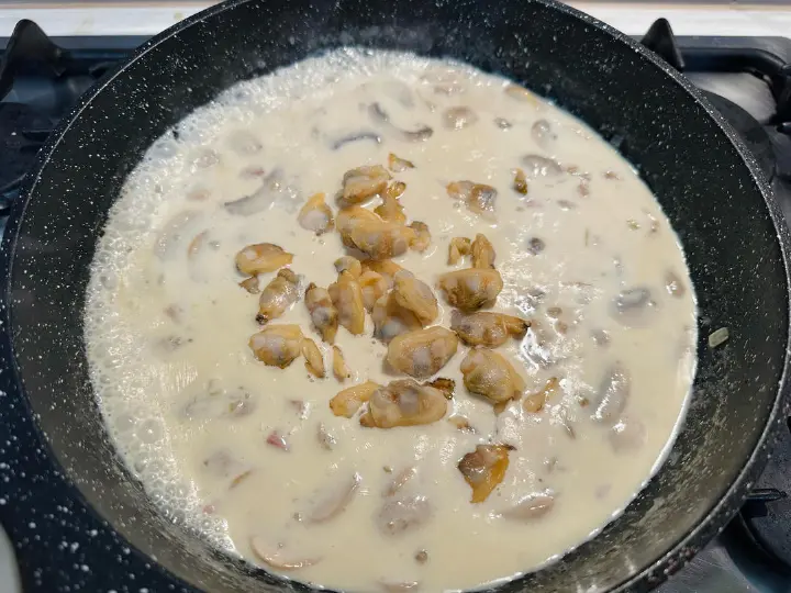 酥皮蛤蜊奶油浓汤 第 12 步