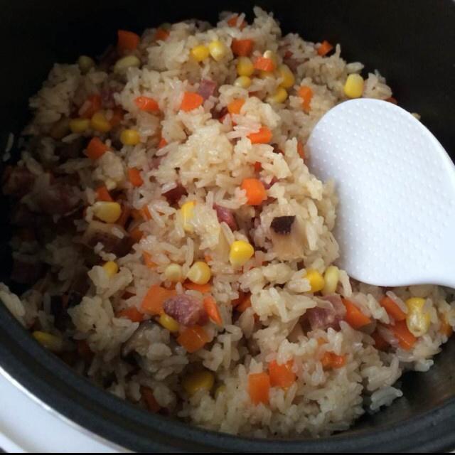 电饭煲腊肠焖饭 第 4 步