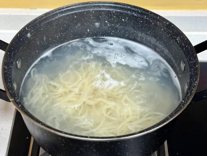 小炒黄牛肉拌面 第 7 步