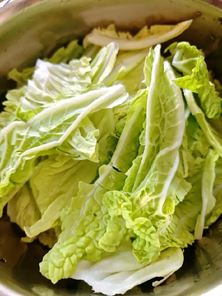 鱼丸炖白菜 第 3 步