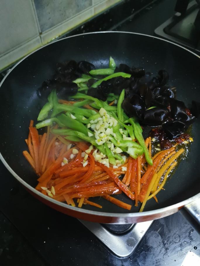 鱼香肉丝 第 7 步