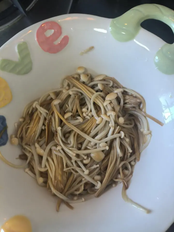 金针菇肥牛 第 6 步