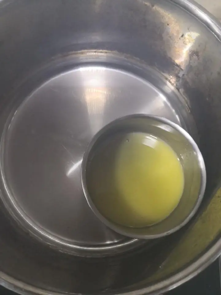 6寸抹茶慕斯 第 2 步