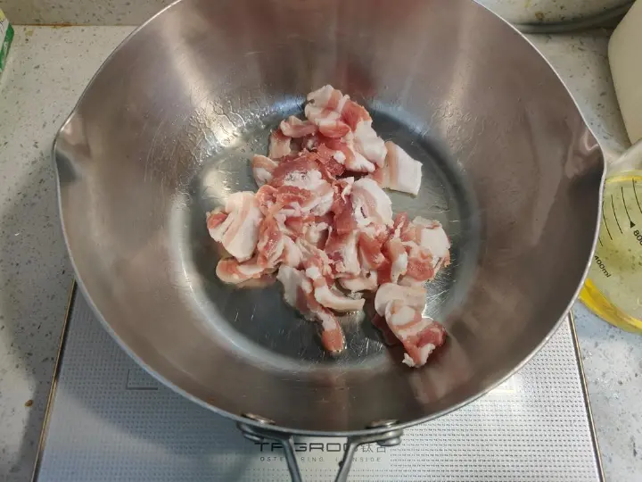 酸菜五花肉 第 3 步