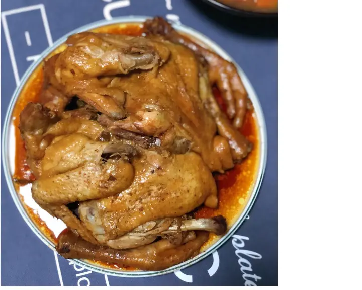 电饭煲焖整鸡 第 7 步