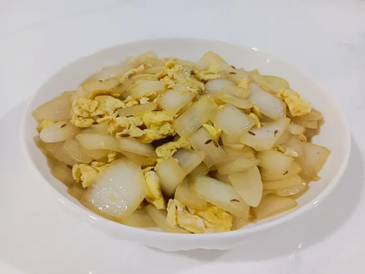 白玉菇炒鸡蛋 第 11 步