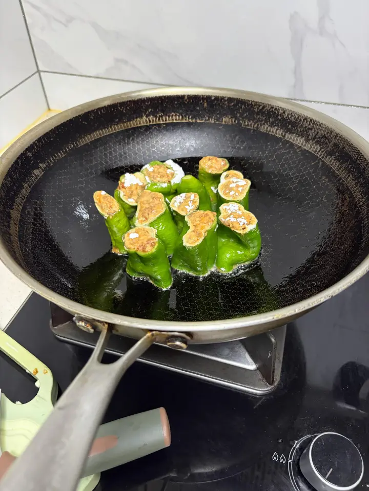 尖椒酿肉 第 5 步