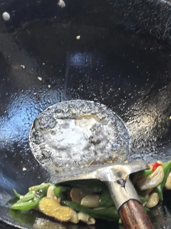 芹菜炒猪肚 第 4 步