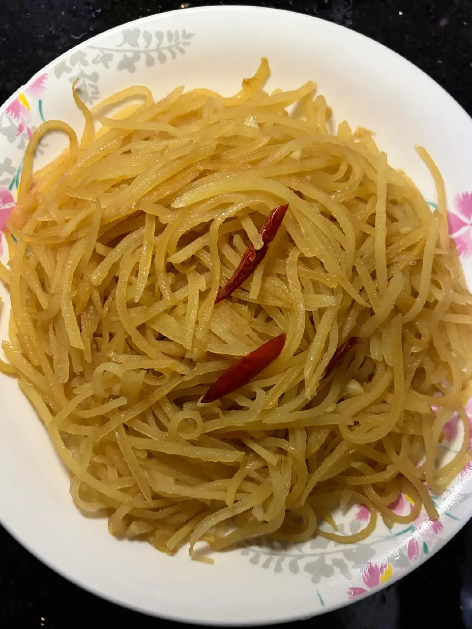 酸辣土豆丝成品图
