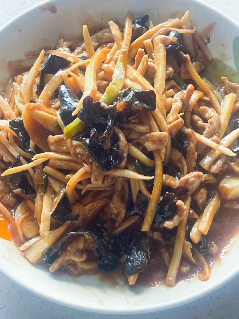 鱼香肉丝成品图