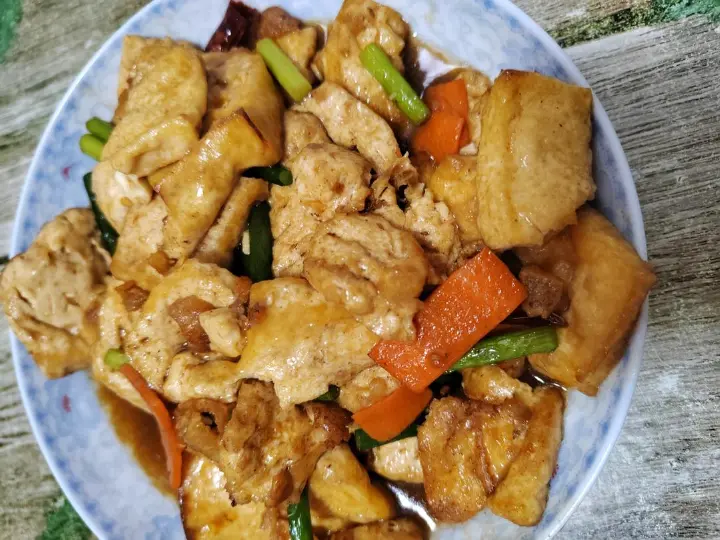 炸豆腐烧蒜苔 第 13 步