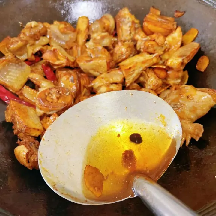 锅仔腊板鸡 第 6 步