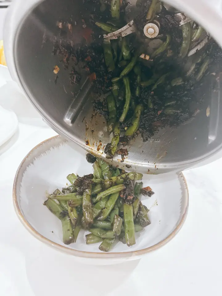 梅干菜炒四季豆 第 11 步