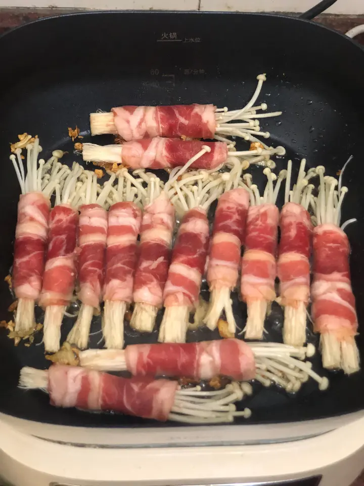 肥牛卷金针菇 第 2 步