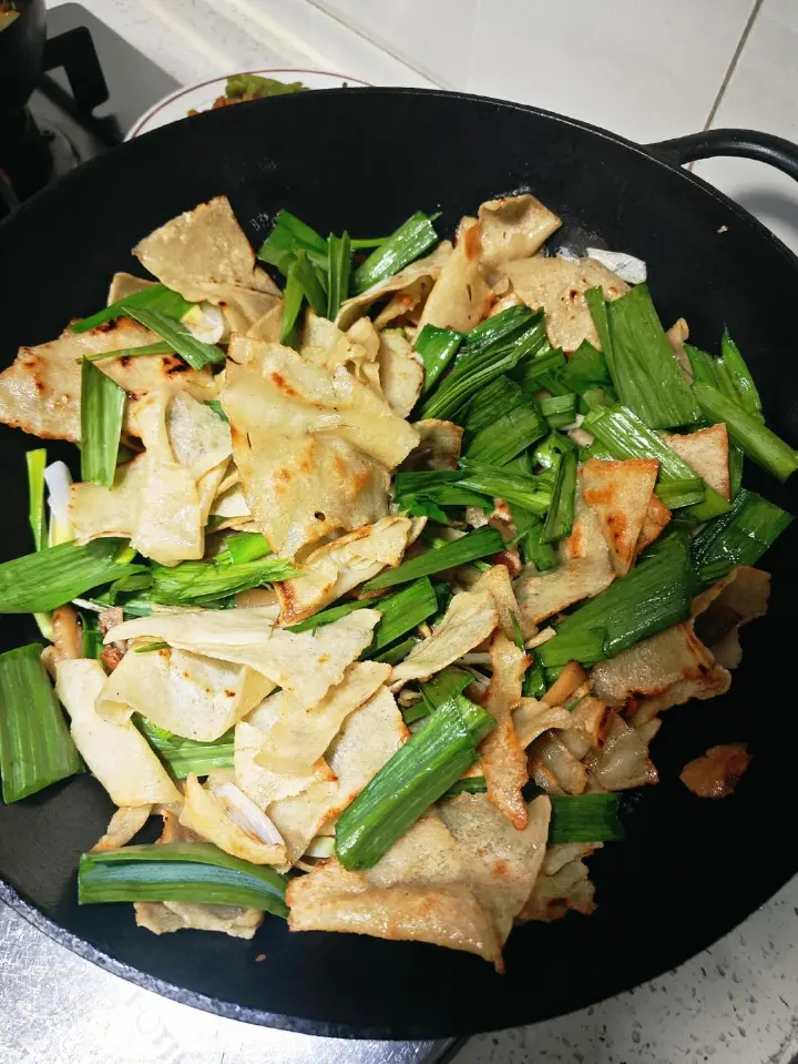 腊肉炒枯豆丝 第 5 步